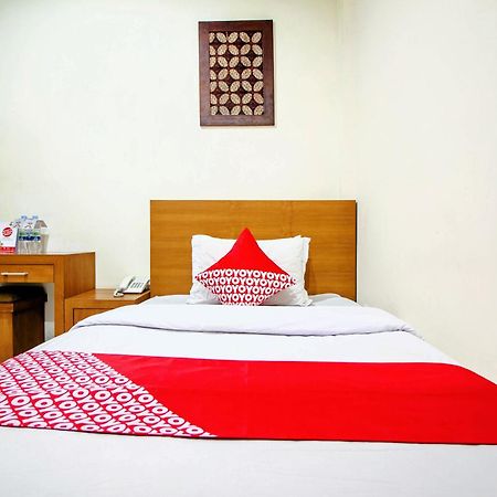 Super Oyo 250 De'Gadri Ndalem Hotel Jarakan Exterior photo