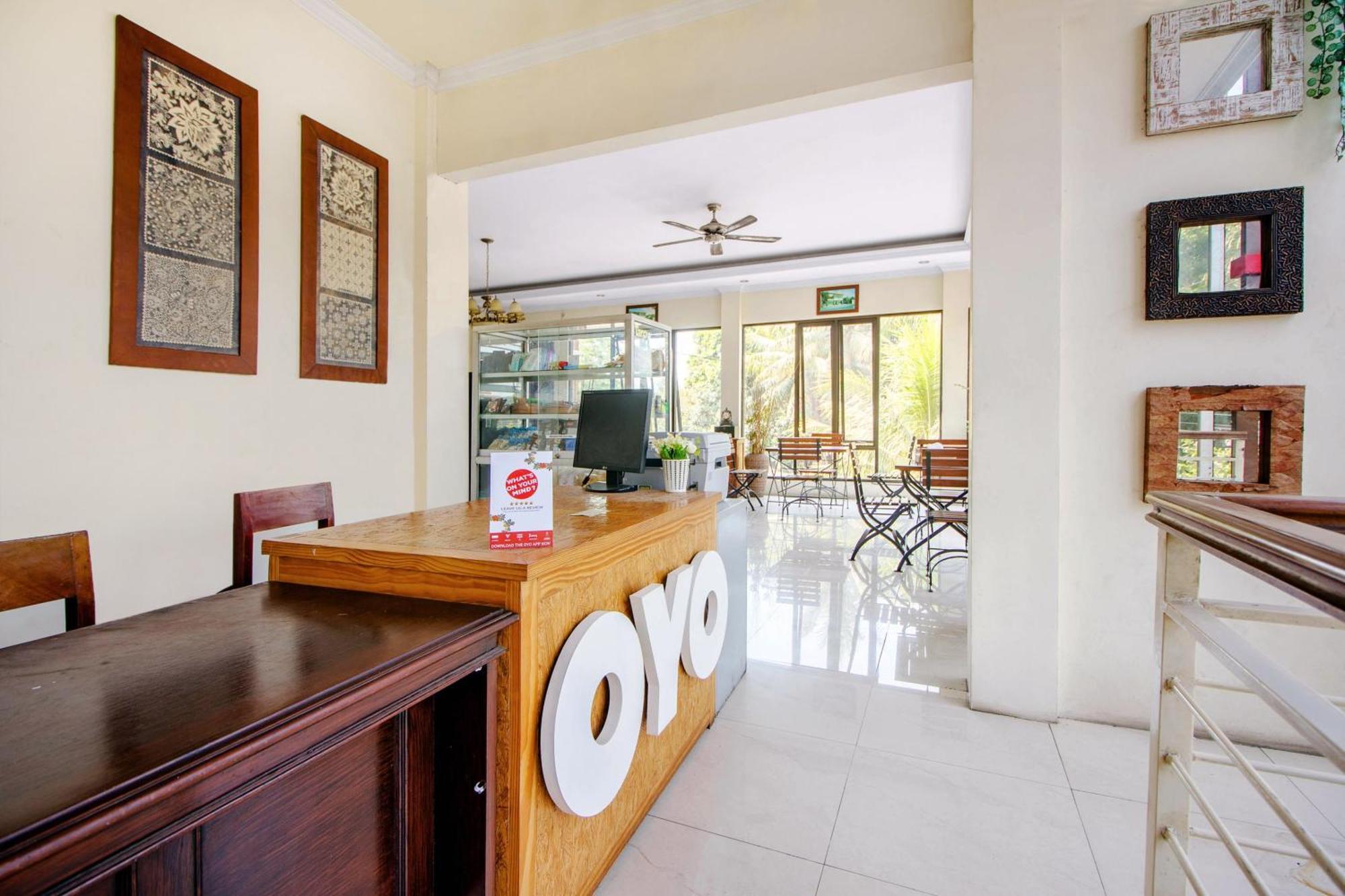 Super Oyo 250 De'Gadri Ndalem Hotel Jarakan Exterior photo